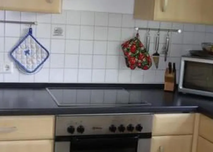 度假居 In Mit Garten- Terrasse Und Grill By Interhome *